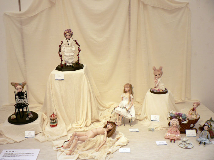 人形の専門店ドルスバラードの催事「創作人形展「春」」
