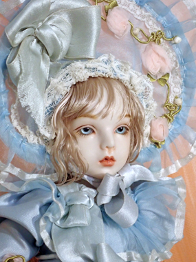マーベル ルーシー アトウェル　レア作品 陶器人形 女の子 クマ 本体のみ マーベル ルーシー アトウェル レア作品 陶器人形 女の子 クマ